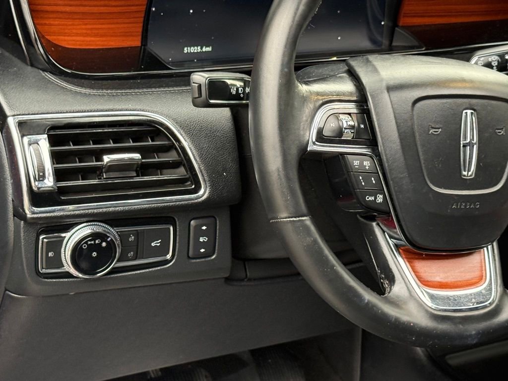 Used 2018 Lincoln Navigator Reserve w/ Technology Package image 18