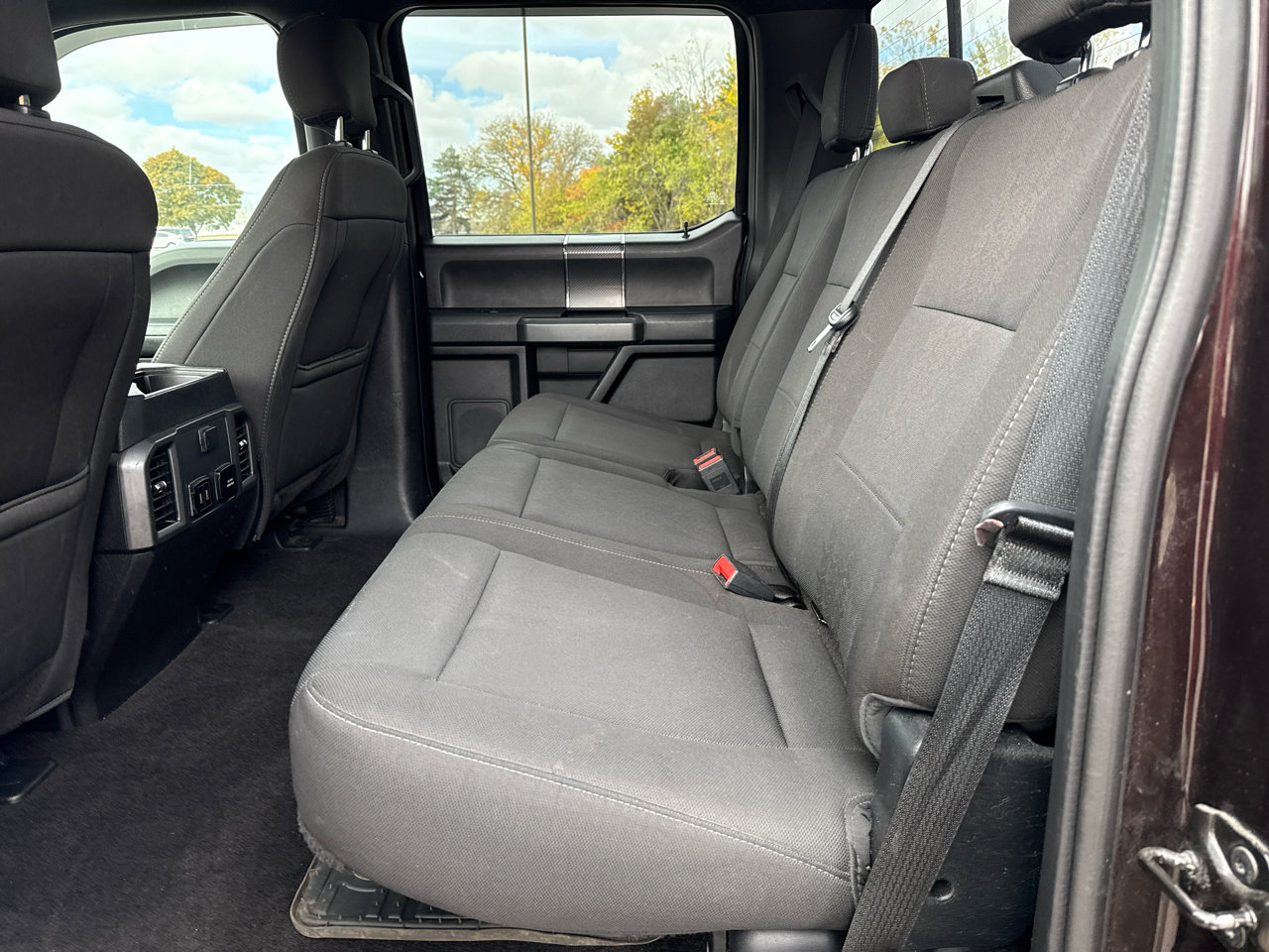 Used 2018 Ford F150 XLT w/ Equipment Group 302A Luxury image 22