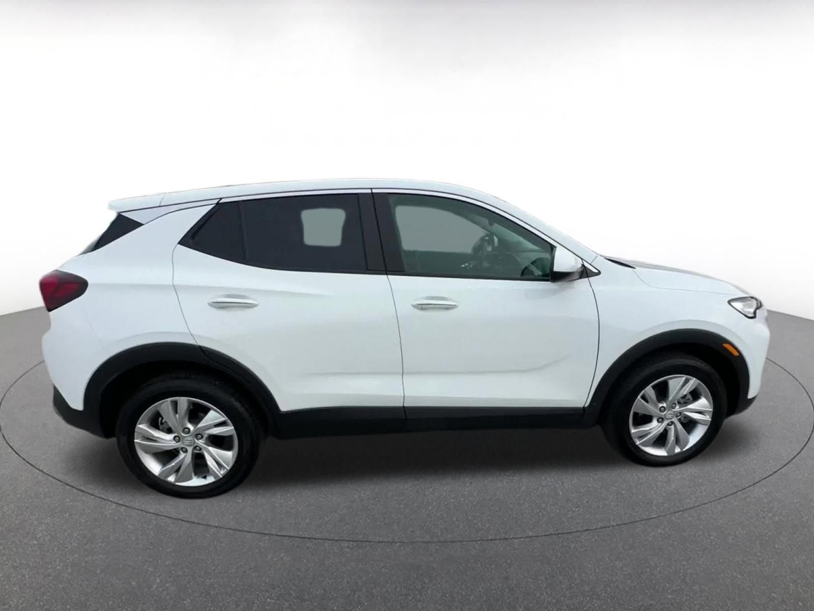 Used 2025 Buick Encore GX Preferred image 16
