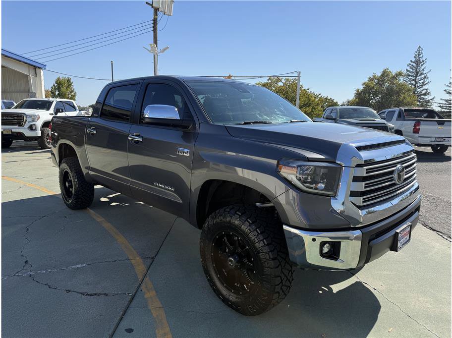 Used 2021 Toyota Tundra Limited w/ Limited Premium Package AWD/4WD image 4