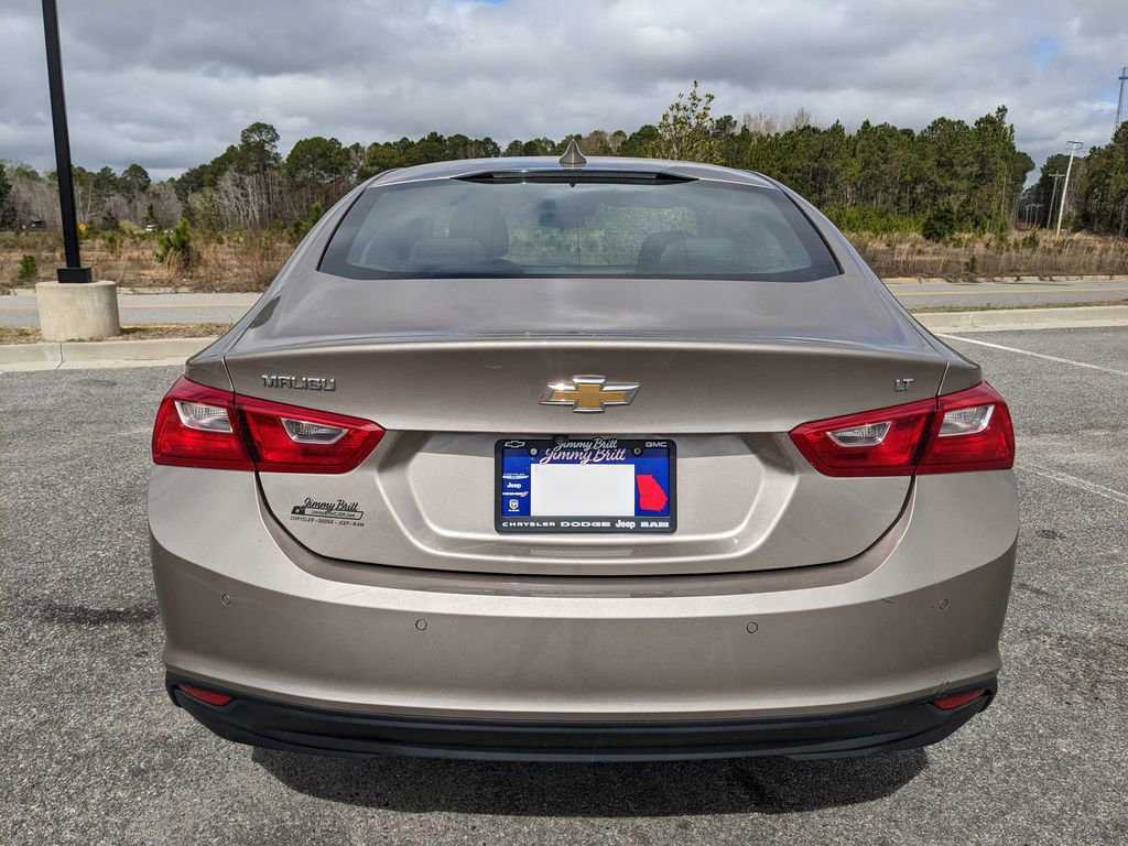 Used 2025 Chevrolet Malibu LT image 16
