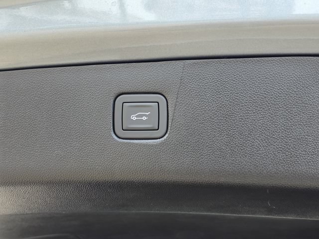New 2026 Chevrolet Blazer LT w/ Convenience Package AWD/4WD image 8