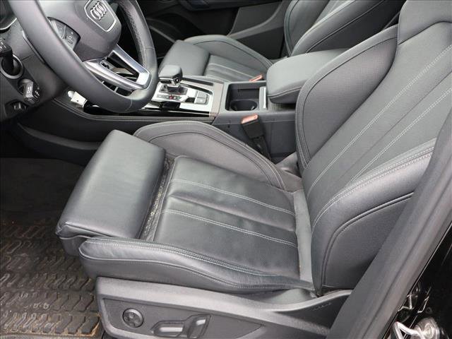 Used 2023 Audi Q5 2.0T Prestige w/ Prestige Package AWD/4WD image 4