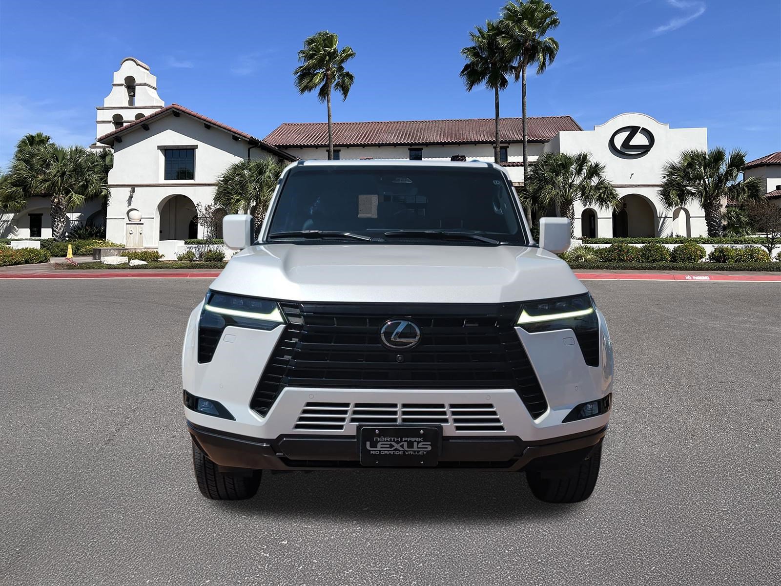 Used 2024 Lexus GX 550 w/ Accessory Package (Z1) image 6