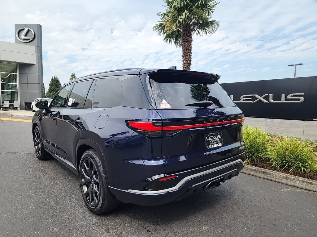 New 2026 Lexus TX 500h AWD image 3