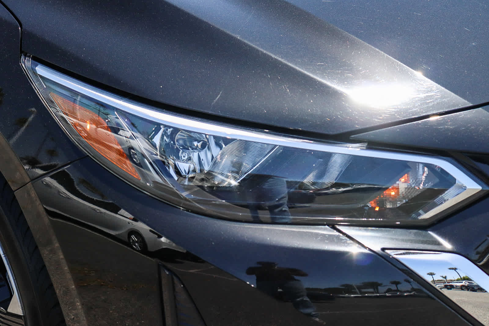 Used 2024 Nissan Sentra SV FWD image 4