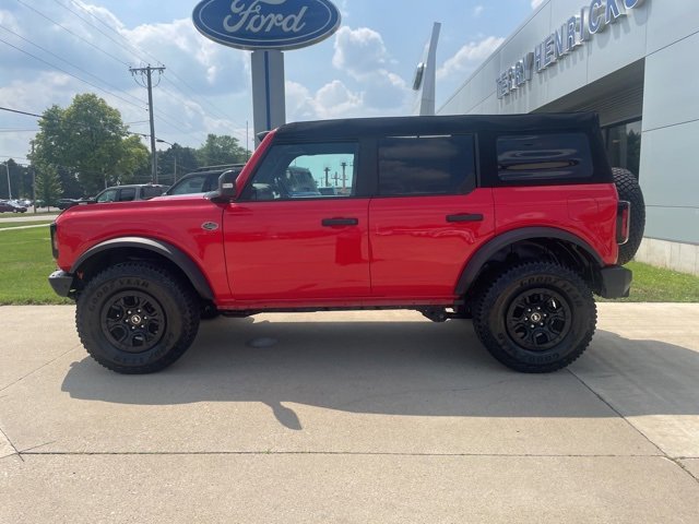 Used 2023 Ford Bronco Wildtrak image 10