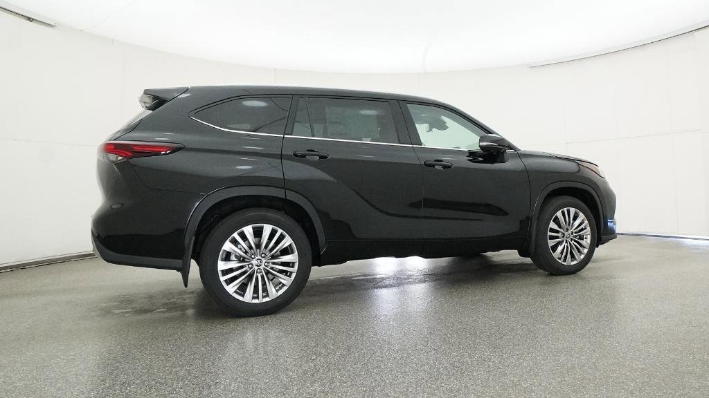 New 2026 Toyota Highlander Platinum AWD/4WD image 11