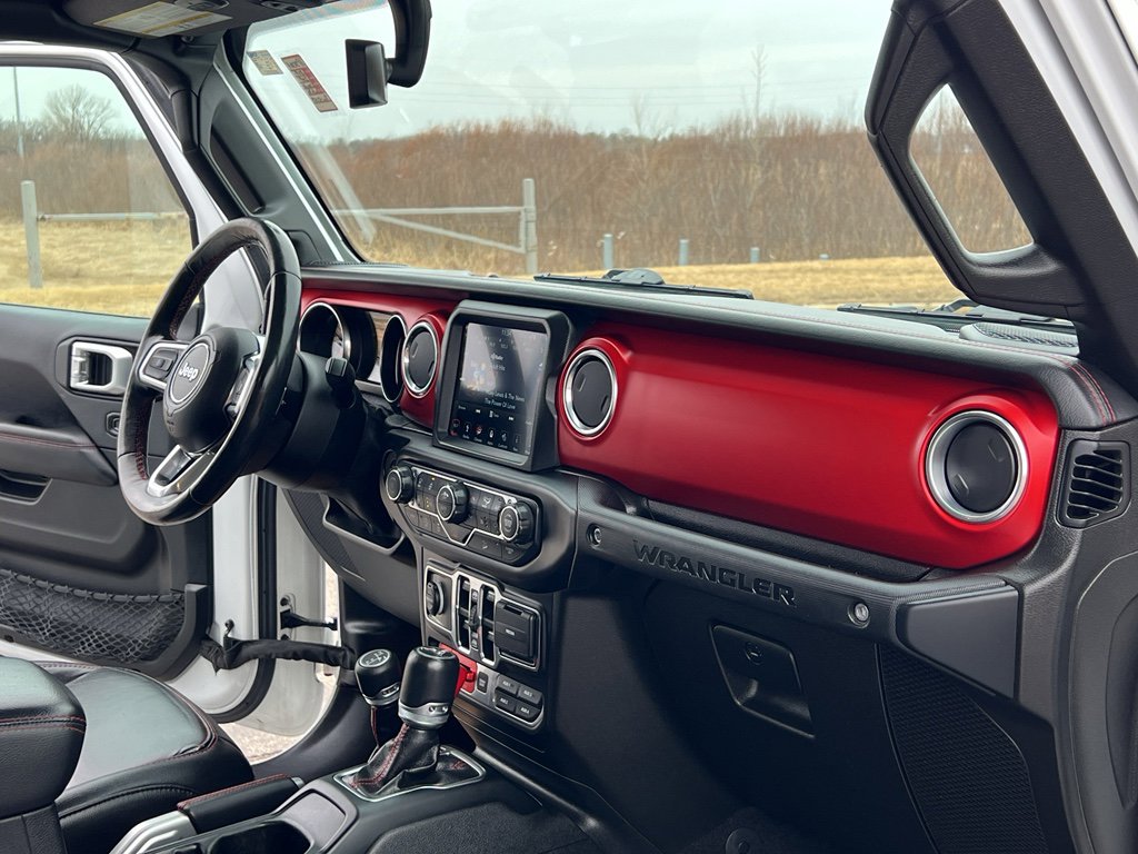 Used 2019 Jeep Wrangler Unlimited Rubicon w/ Dual Top Group image 30