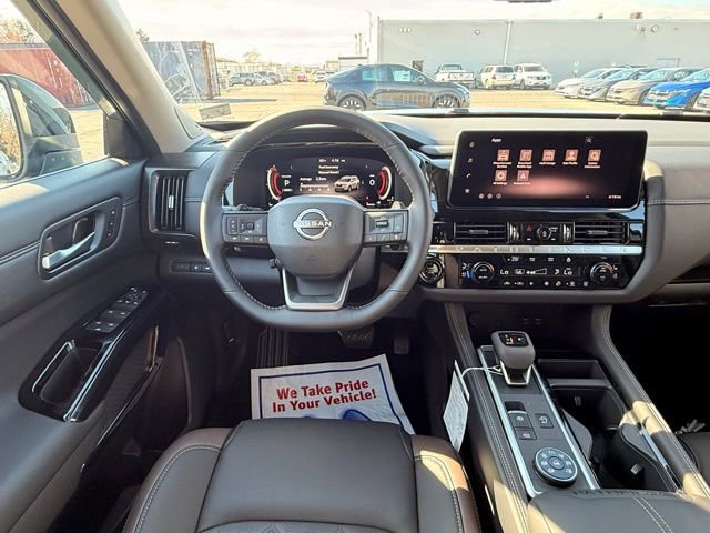 New 2026 Nissan Pathfinder Platinum w/ Cargo Package image 23