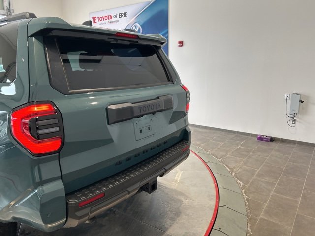 Used 2025 Toyota 4Runner TRD Off-Road Premium w/ Tow Technology Package image 6