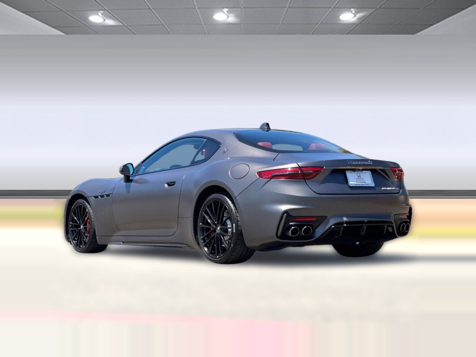Used 2024 Maserati GranTurismo Trofeo AWD/4WD image 3