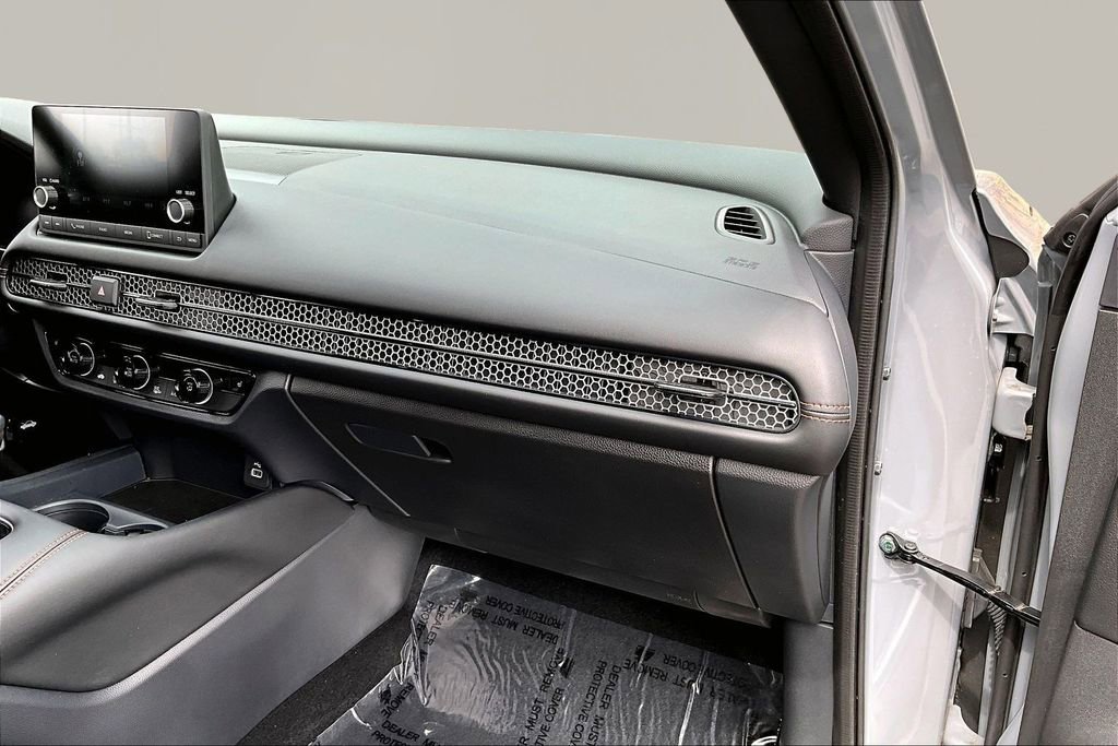Used 2025 Honda HR-V Sport image 18