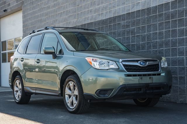 Used 2016 Subaru Forester 2.5i Premium w/ All-Weather Package image 2