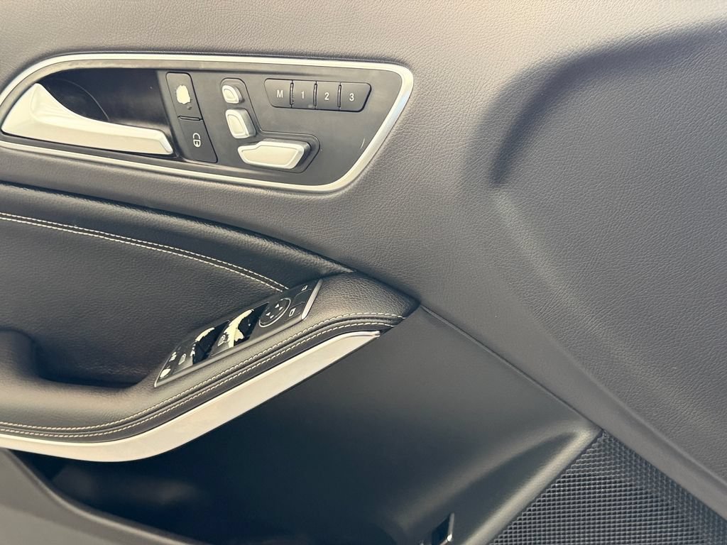 Used 2018 Mercedes-Benz GLA 250 image 25