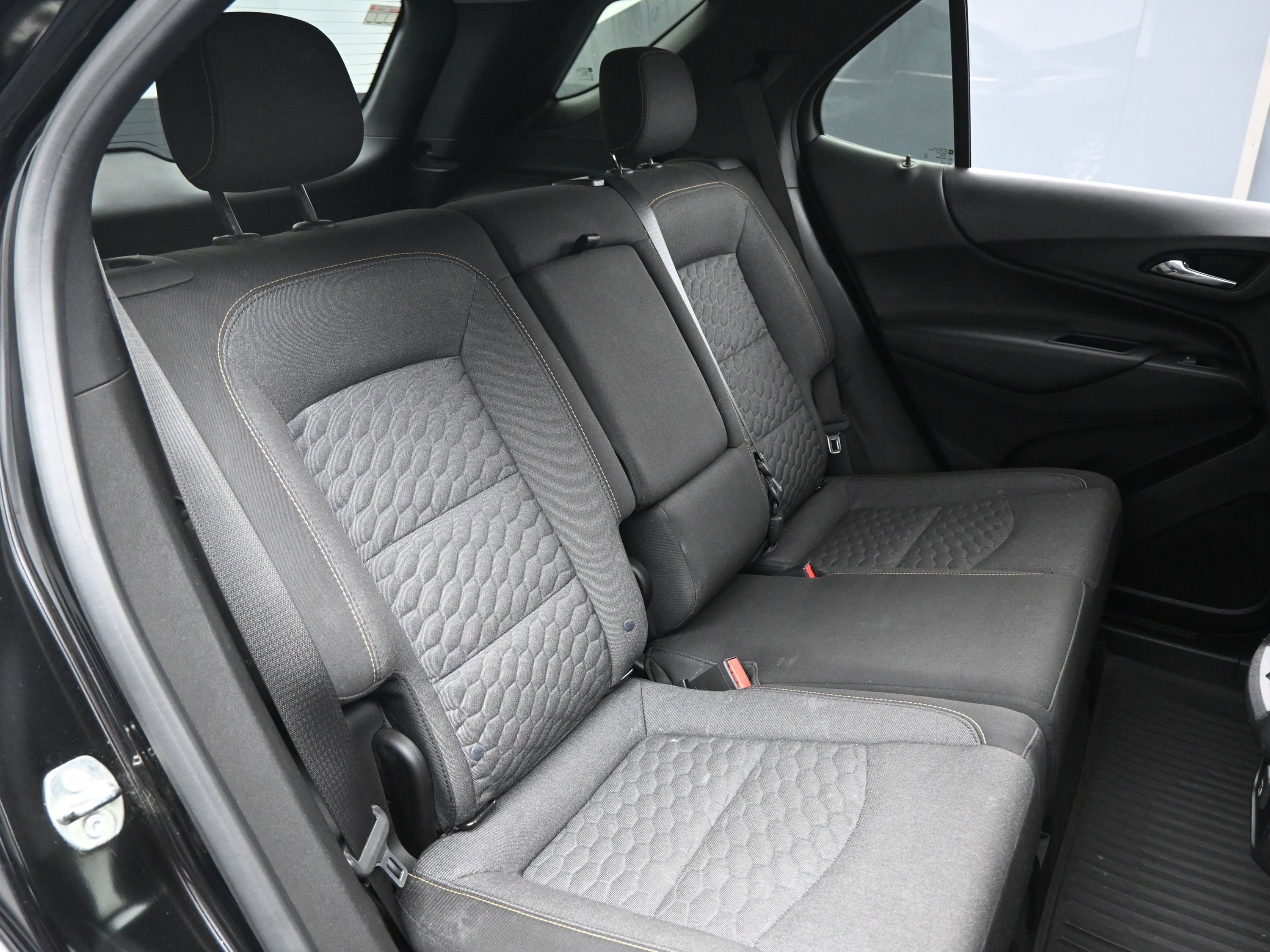 Used 2019 Chevrolet Equinox LT w/ Sun & Navigation Package image 14