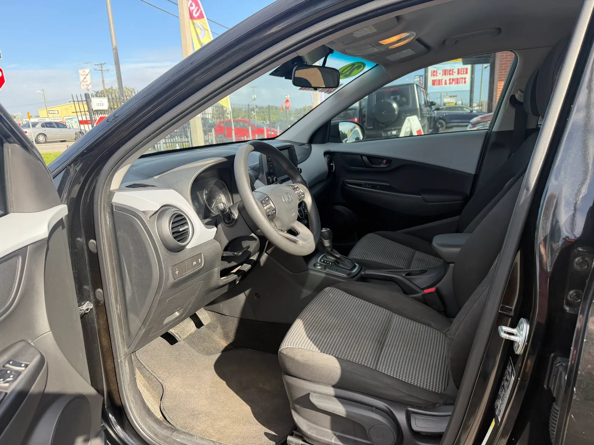 Used 2020 Hyundai Kona SE FWD image 8
