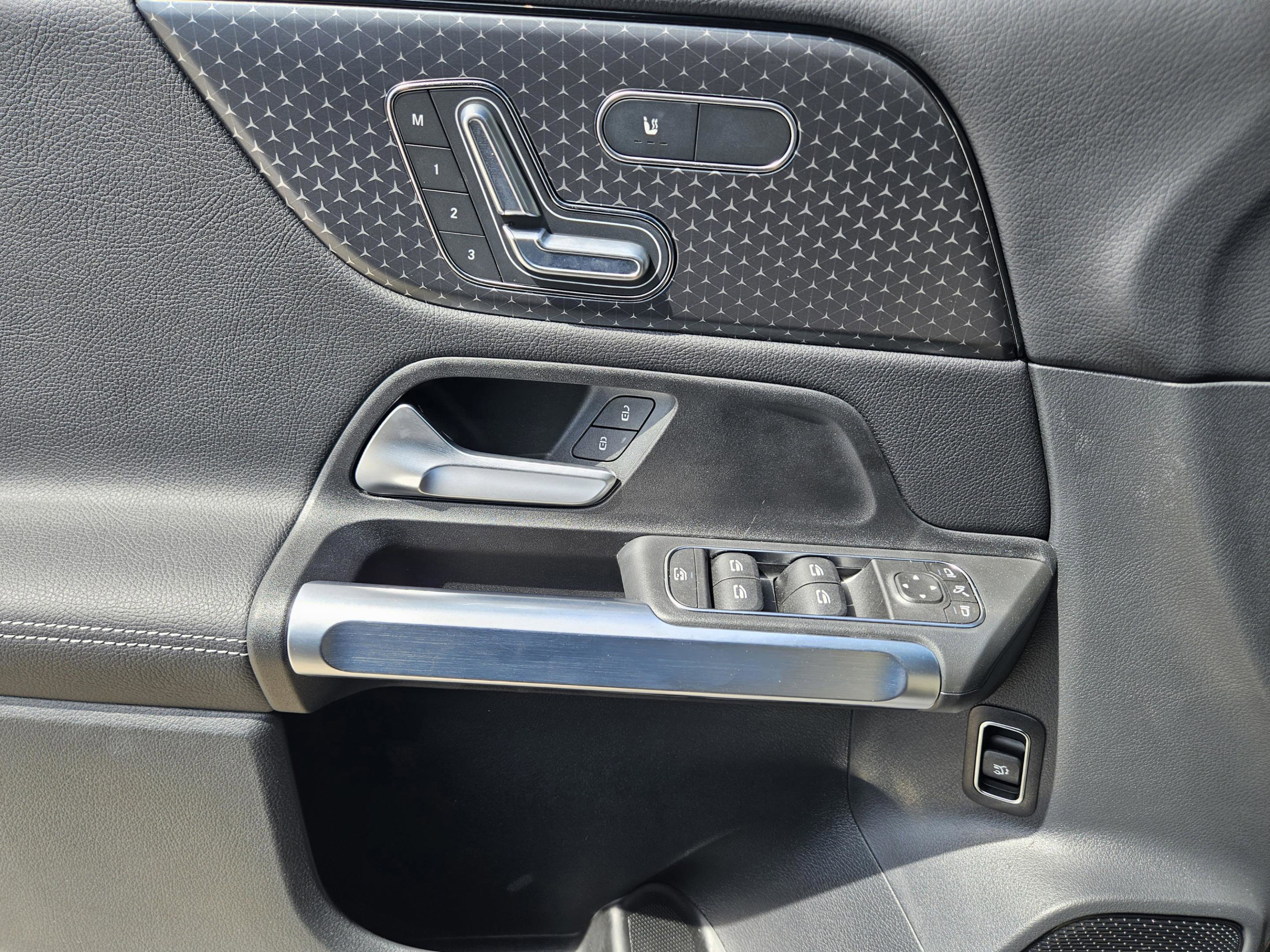 Certified 2026 Mercedes-Benz GLB 250 image 15