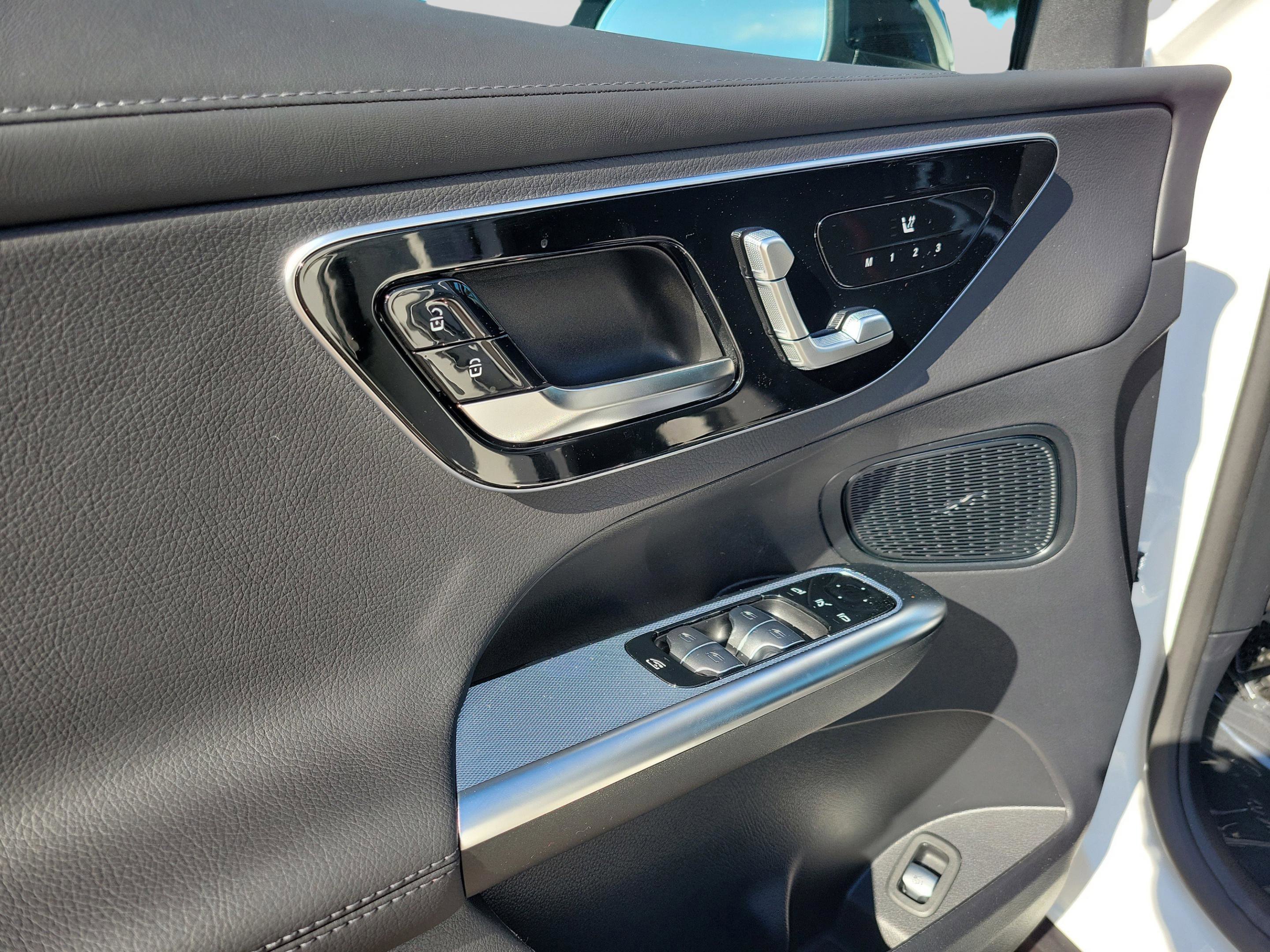 New 2026 Mercedes-Benz GLC 43 AMG 4MATIC image 29