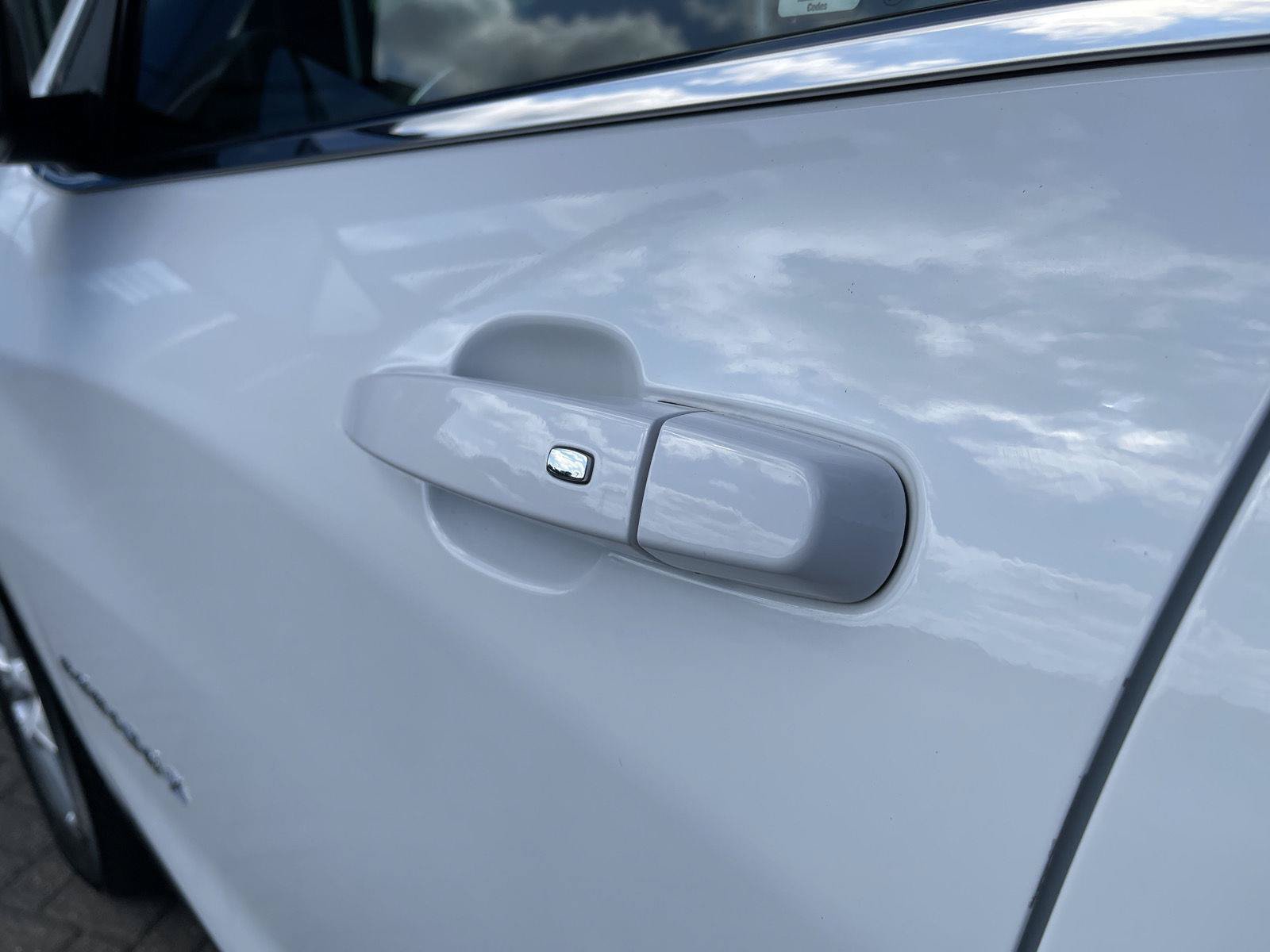 Used 2024 Chevrolet Equinox LT w/ LPO, Floor Liner Package FWD image 11