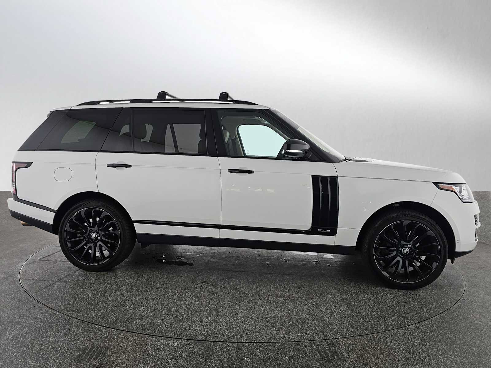 Used 2017 Land Rover Range Rover Long Wheelbase Supercharged AWD/4WD image 36