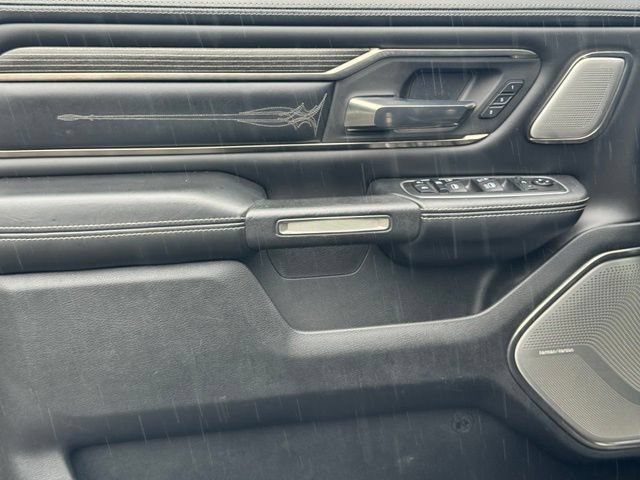 Used 2020 RAM 1500 Limited w/ Black Appearance Package AWD/4WD image 22