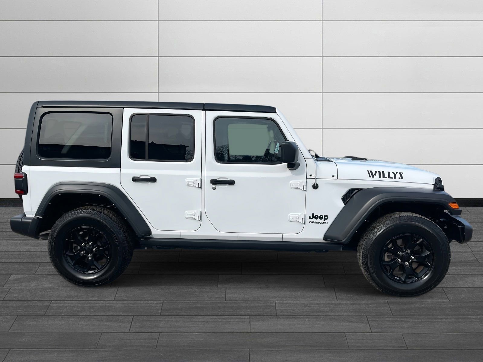 Used 2022 Jeep Wrangler Unlimited Sport image 2