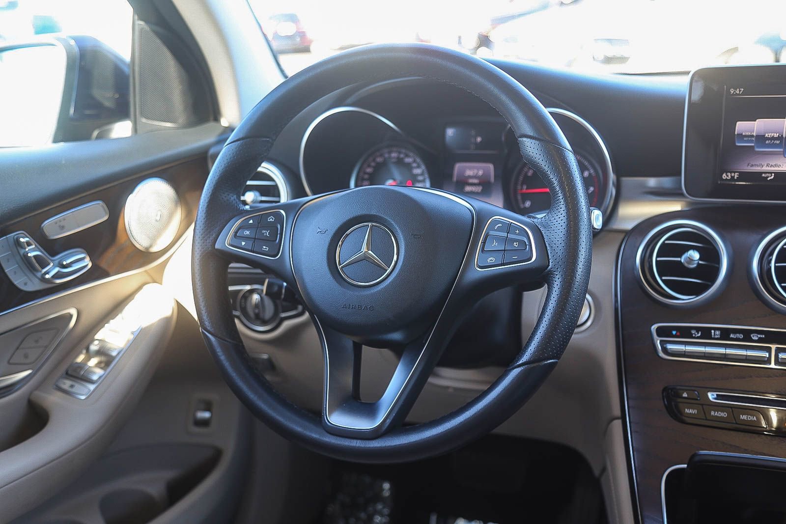 Used 2018 Mercedes-Benz GLC 300 4MATIC image 14