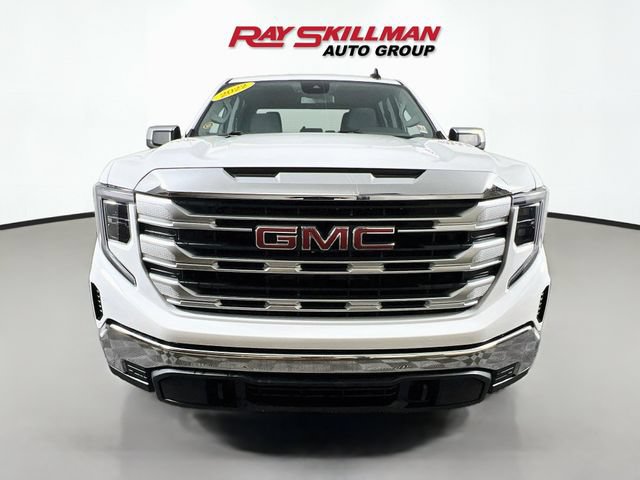 Used 2022 GMC Sierra 1500 SLE AWD/4WD image 2