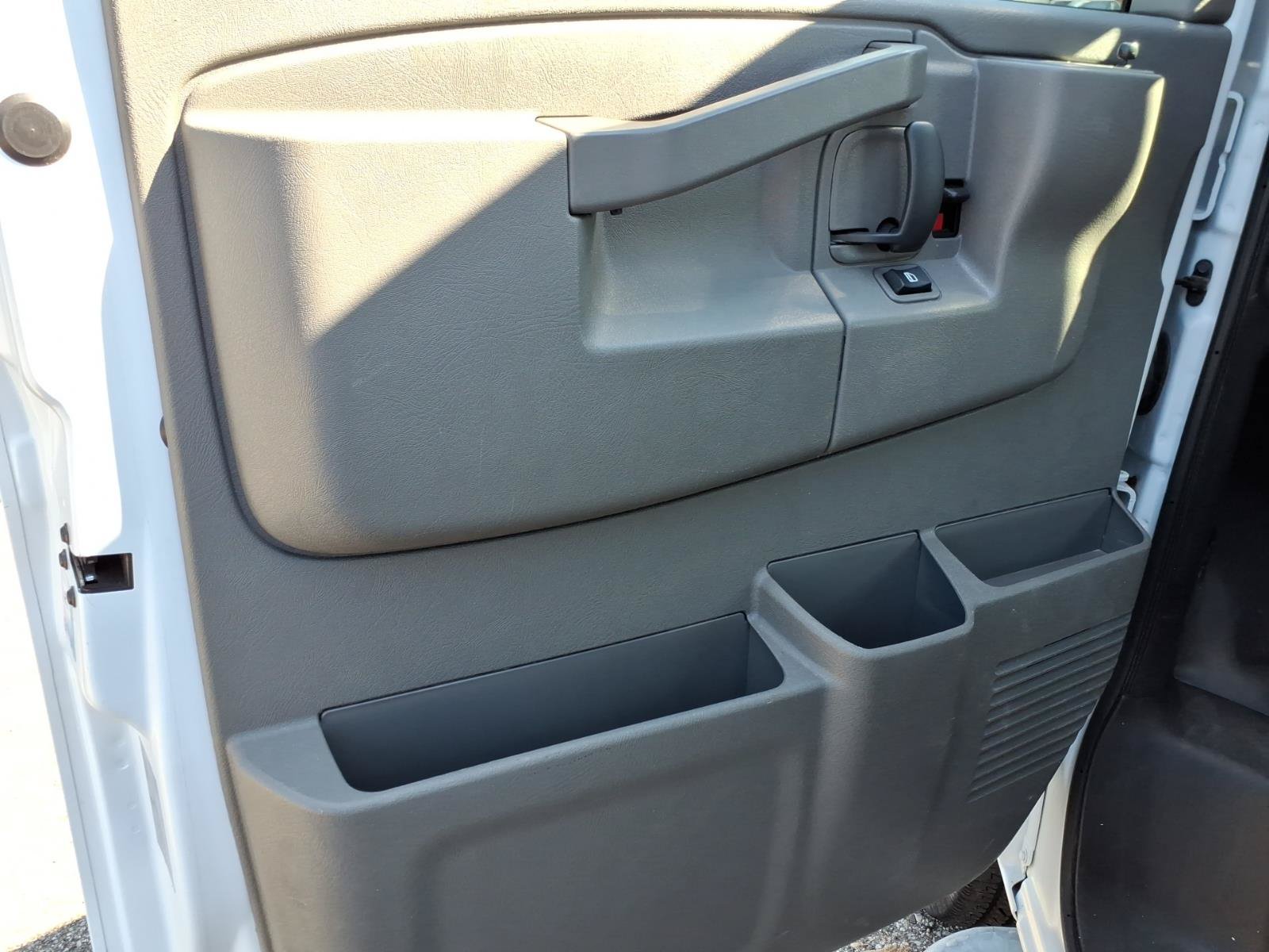 Used 2025 GMC Savana 2500 w/ Driver Convenience Package RWD image 14