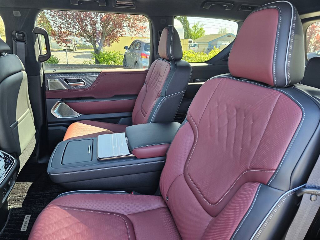 New 2025 INFINITI QX80 Autograph image 25