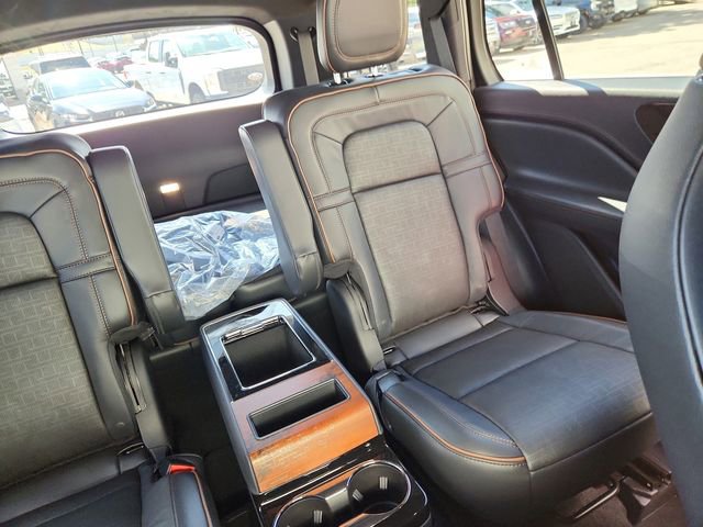New 2025 Lincoln Aviator Black Label image 15
