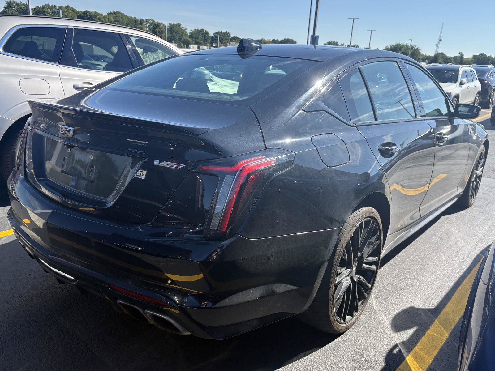 Used 2022 Cadillac CT5 V w/ Platinum Package AWD/4WD image 5