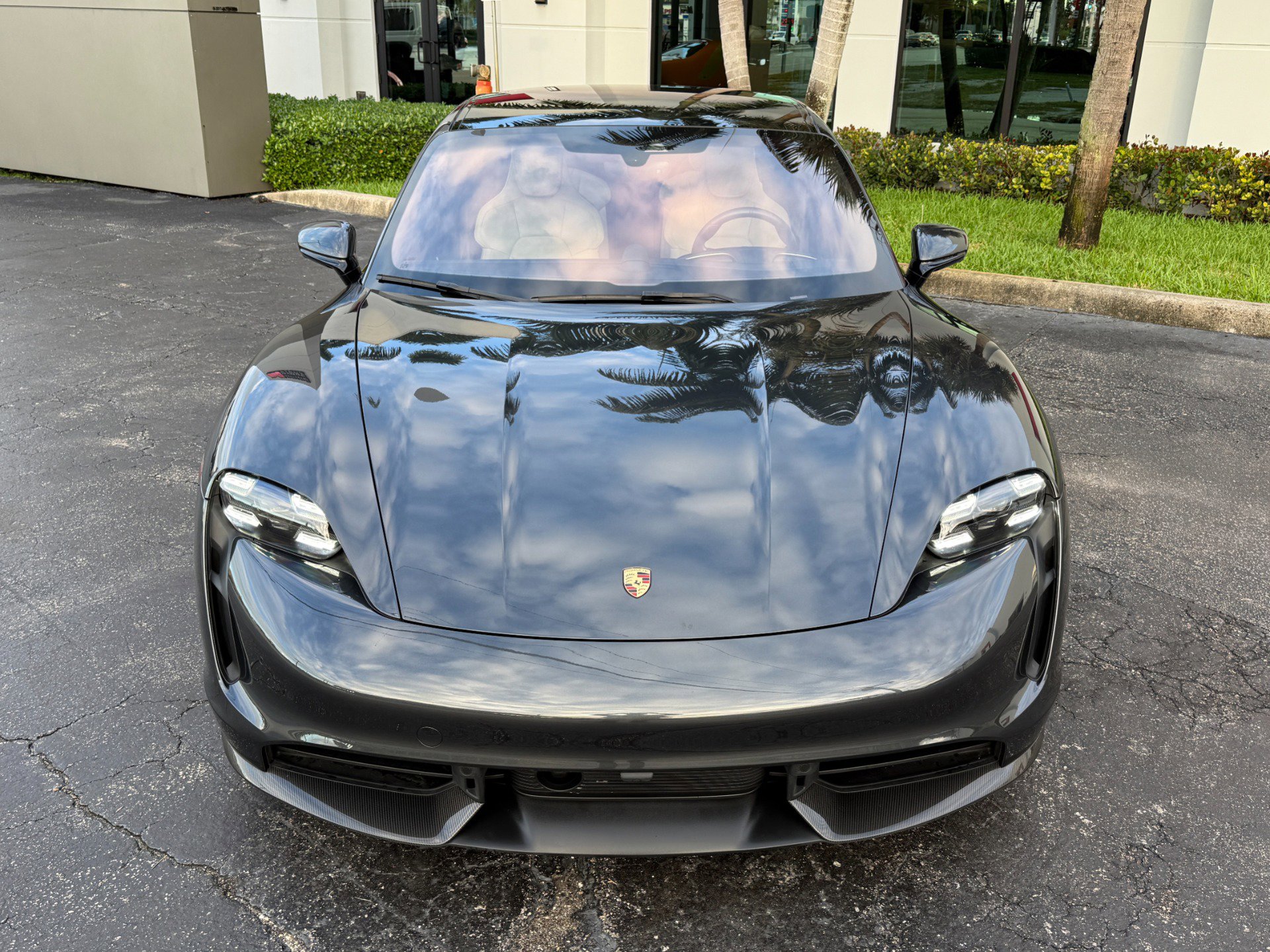 Used 2020 Porsche Taycan Turbo S image 6