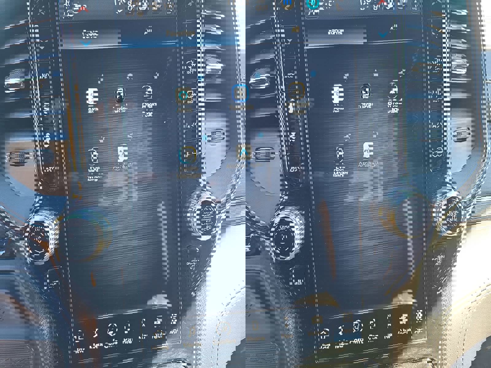 Used 2024 RAM 2500 Limited image 24