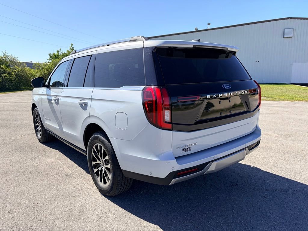 Certified 2025 Ford Expedition Platinum AWD/4WD image 4