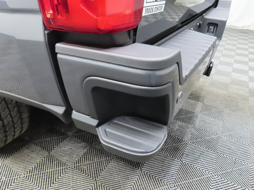 Used 2025 Ford F350 Lariat w/ Black Appearance Package image 50