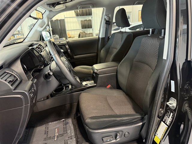 Used 2024 Toyota 4Runner TRD Off-Road image 10