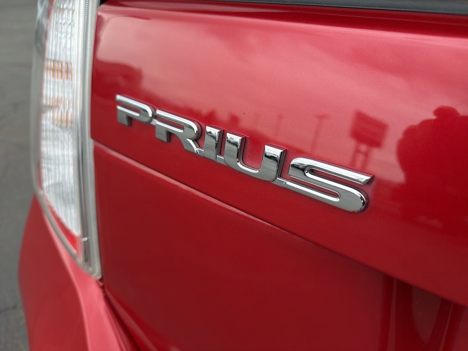 Used 2014 Toyota Prius Three image 29