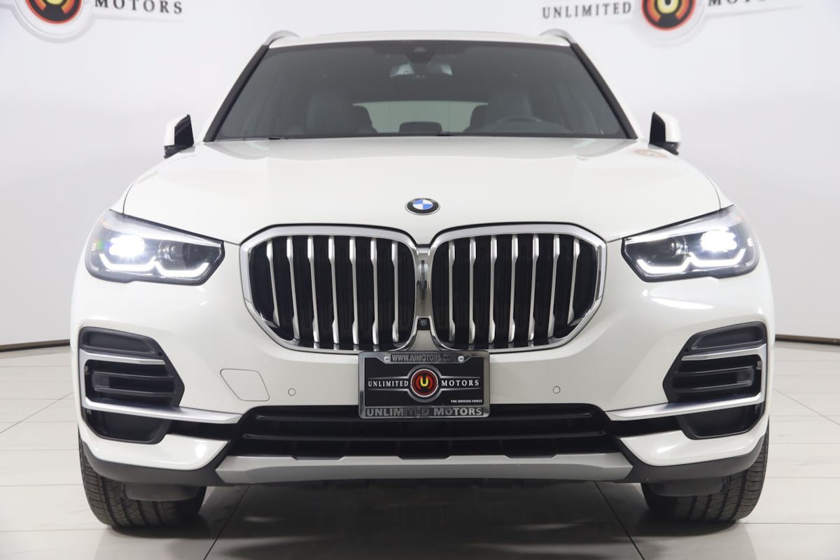 Used 2022 BMW X5 xDrive40i w/ Premium Package AWD/4WD image 55