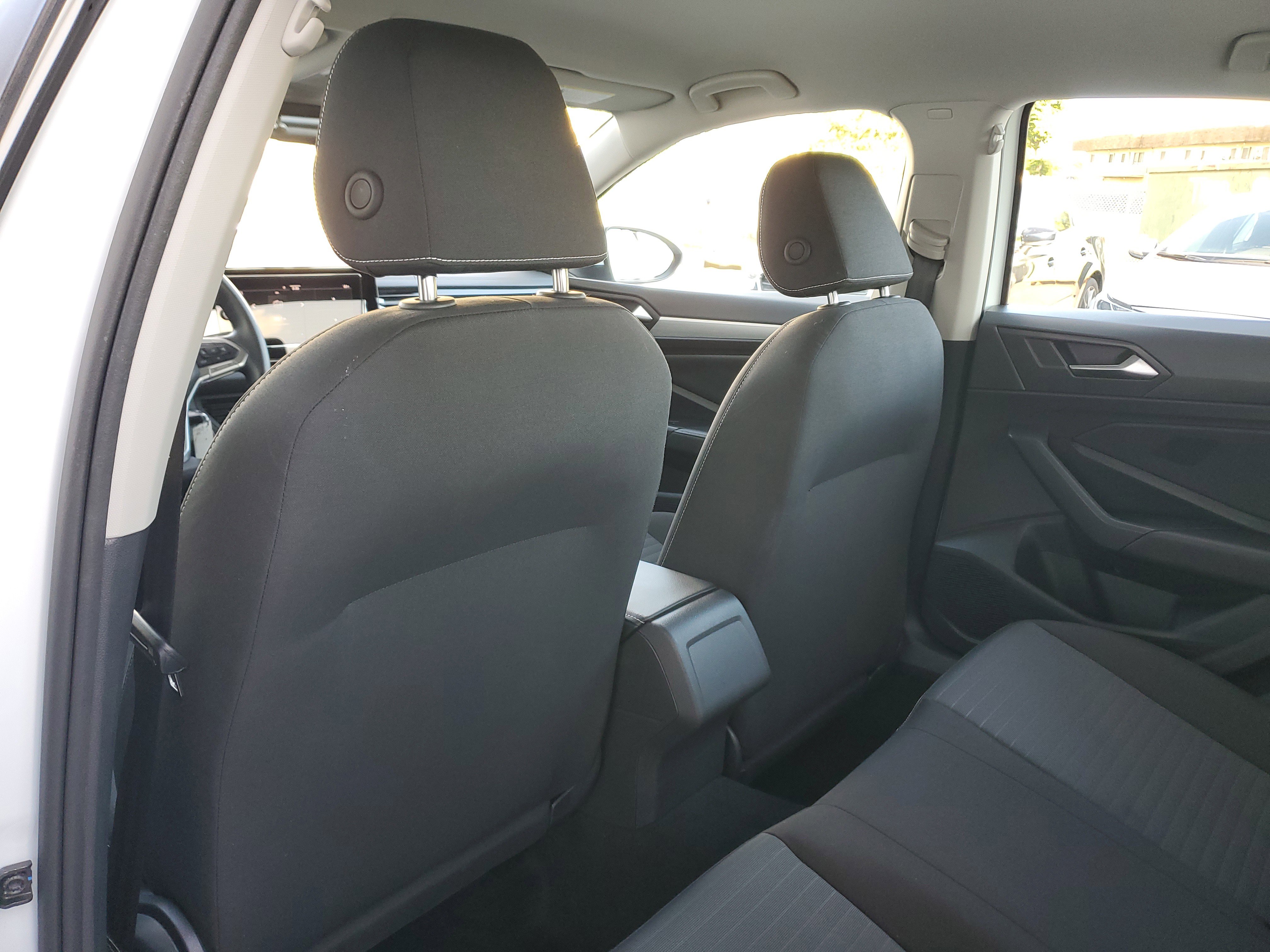 Used 2025 Volkswagen Jetta S image 13