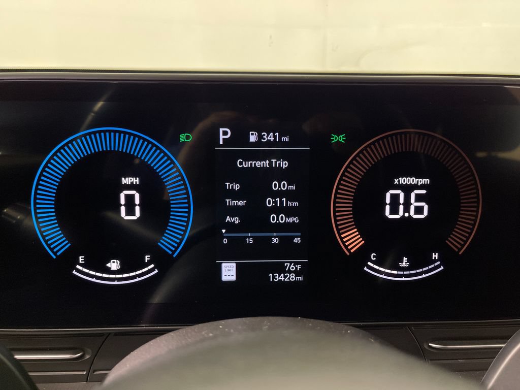 Certified 2025 Hyundai Kona SEL FWD image 20