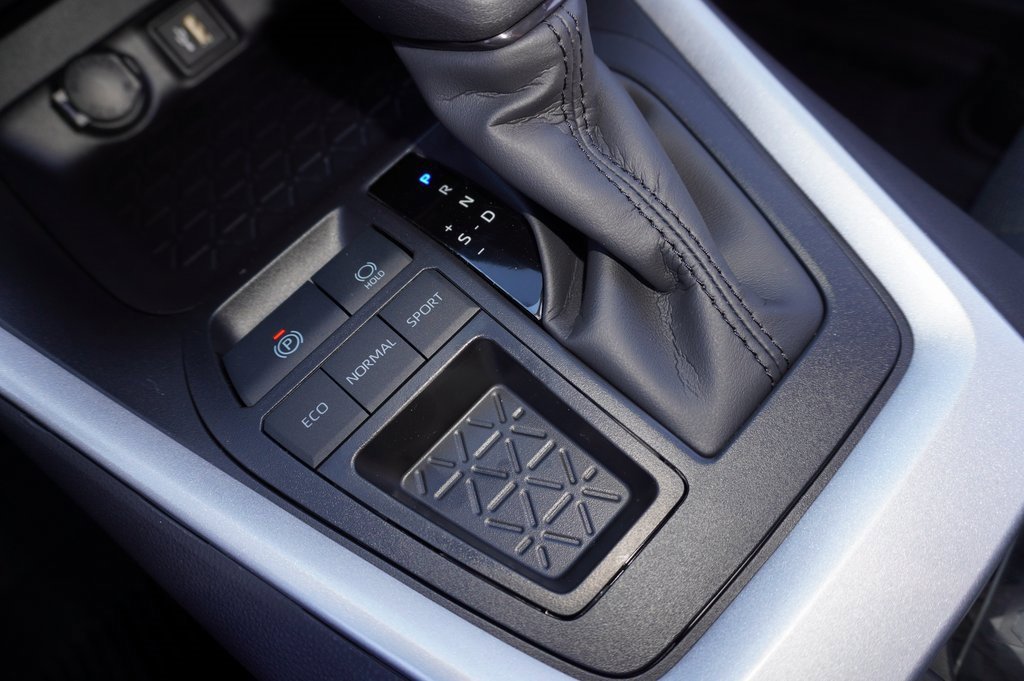 New 2025 Toyota RAV4 LE image 13