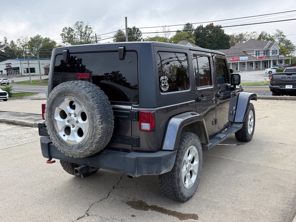Used 2014 Jeep Wrangler Unlimited Sahara w/ Connectivity Group AWD/4WD image 6