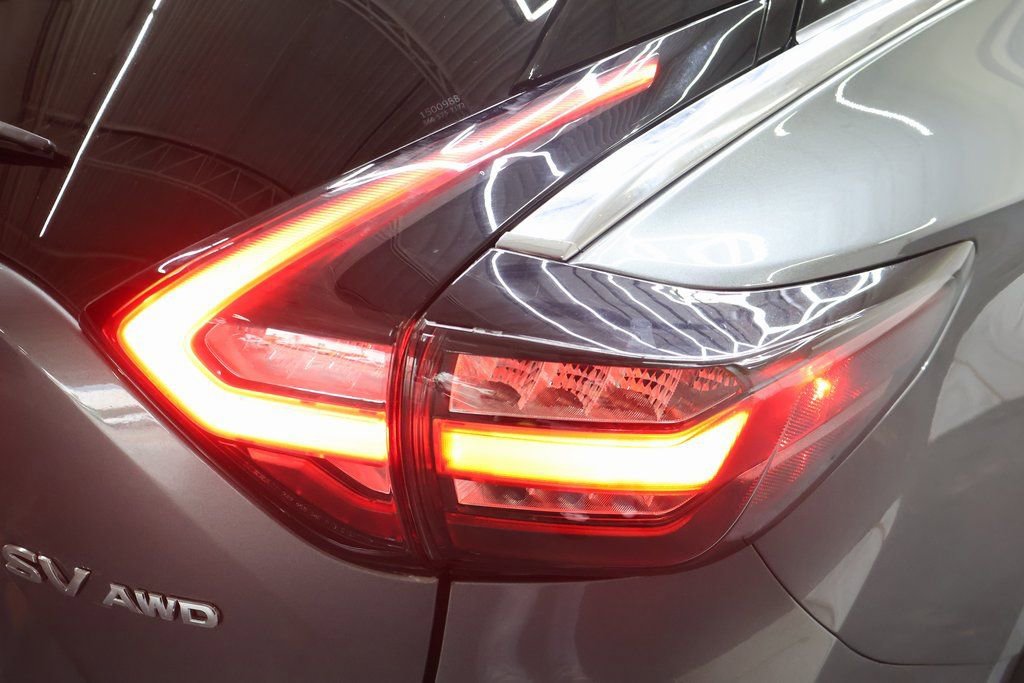 Used 2020 Nissan Murano SV image 28