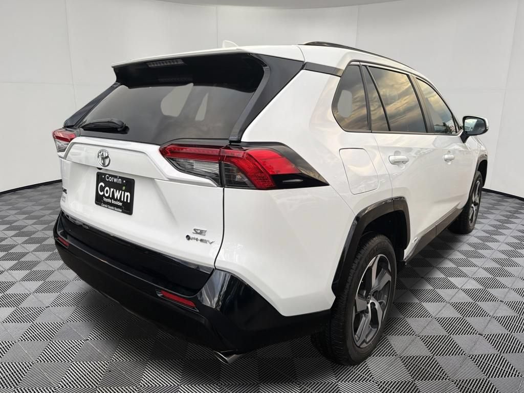 Used 2025 Toyota RAV4 SE AWD/4WD image 7