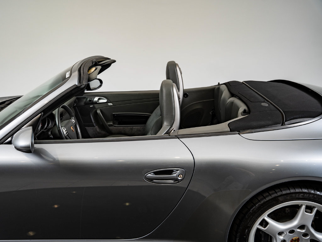 Used 2006 Porsche 911 Carrera RWD image 22
