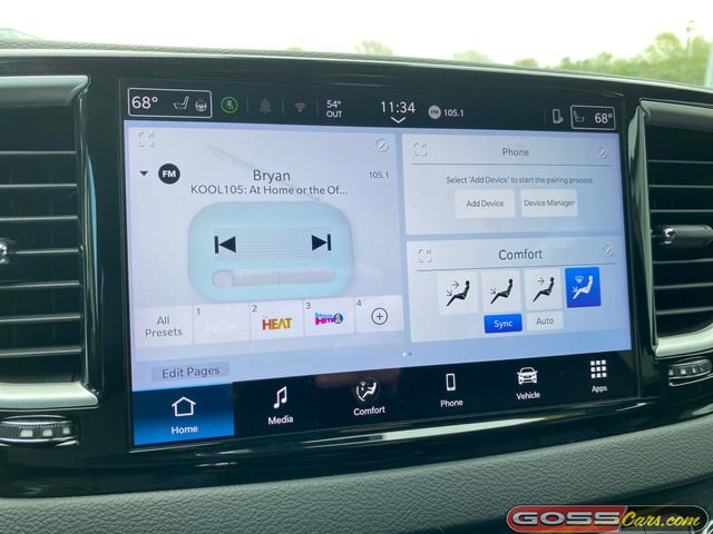 Used 2025 Chrysler Pacifica Select FWD image 12