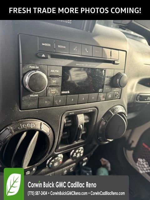 Used 2017 Jeep Wrangler Unlimited Rubicon image 10