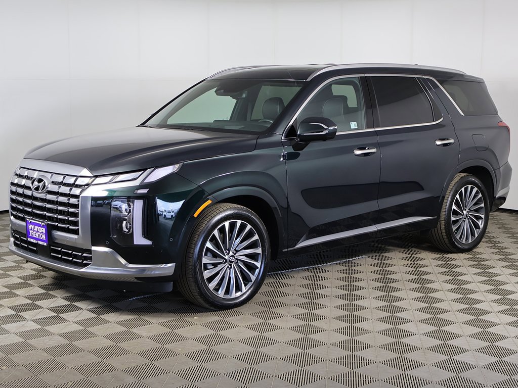 Used 2025 Hyundai Palisade Calligraphy image 15